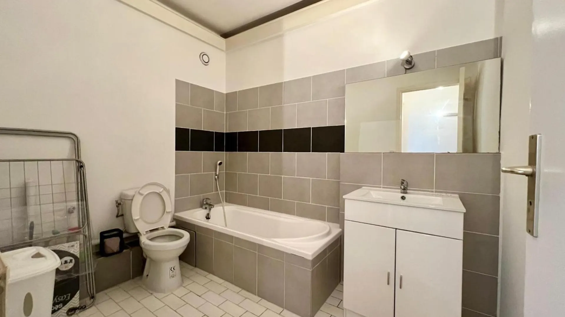1 Bedroom Apartment - Close To The Beach Αντίμπ